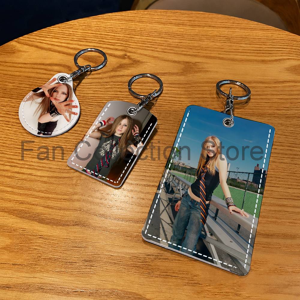 Singer A-Avril Holder Keychain - Leatherwork Keychain review and price