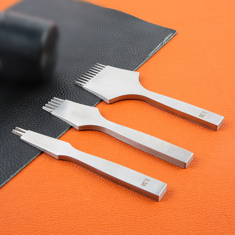 NEW High Quality Sharp Leather - Leatherwork In French review and price